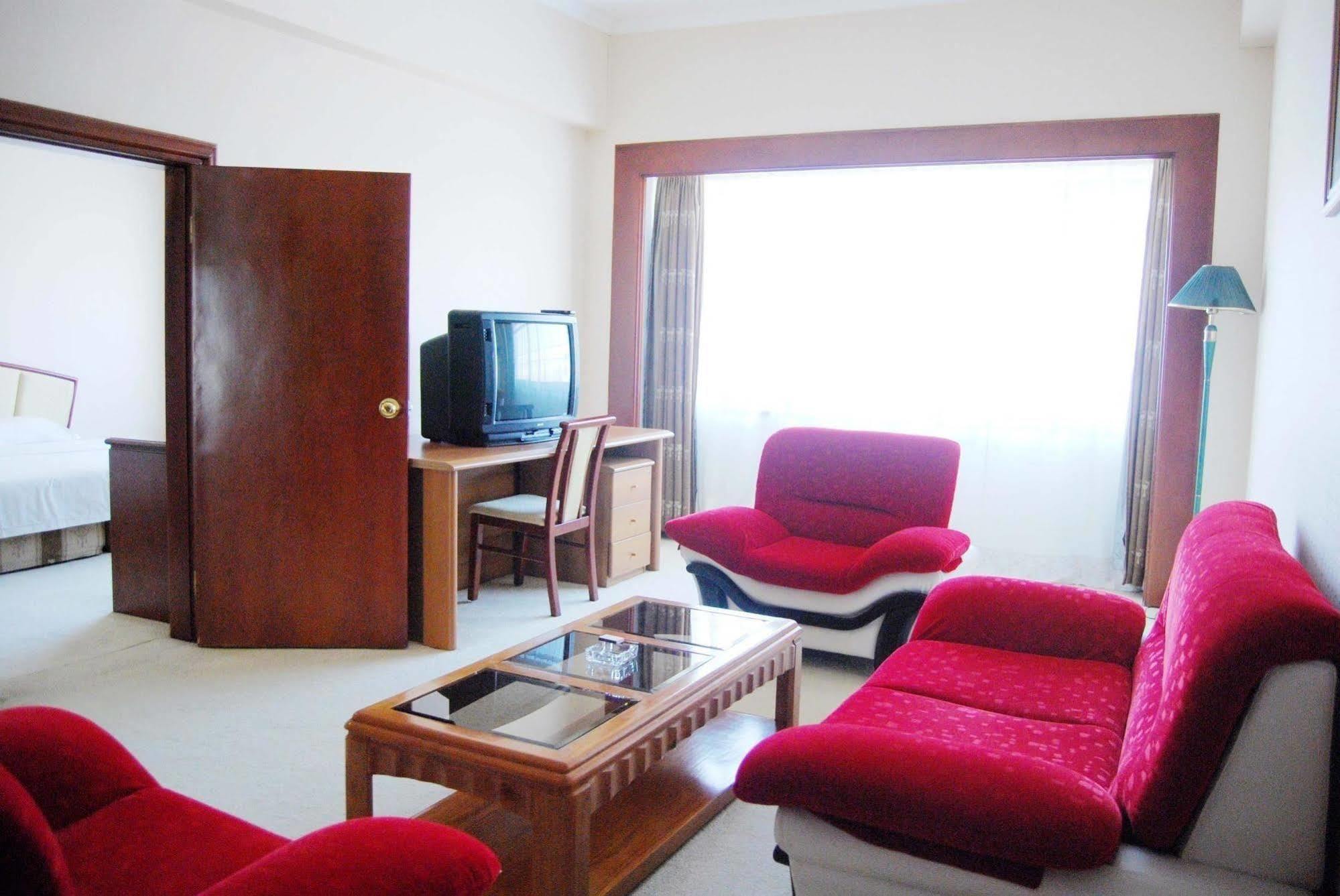 Hampton By Hilton Dalian Zhongshan מראה חיצוני תמונה