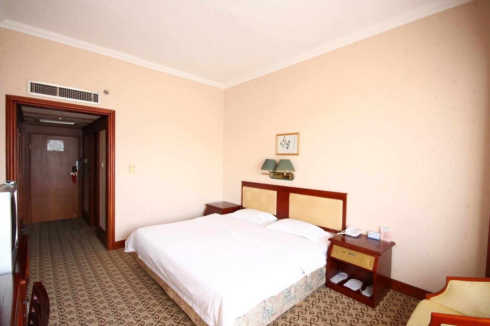 Hampton By Hilton Dalian Zhongshan מראה חיצוני תמונה
